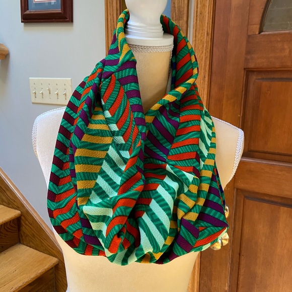 LuLaRoe Cassie - Picture 6 of 9